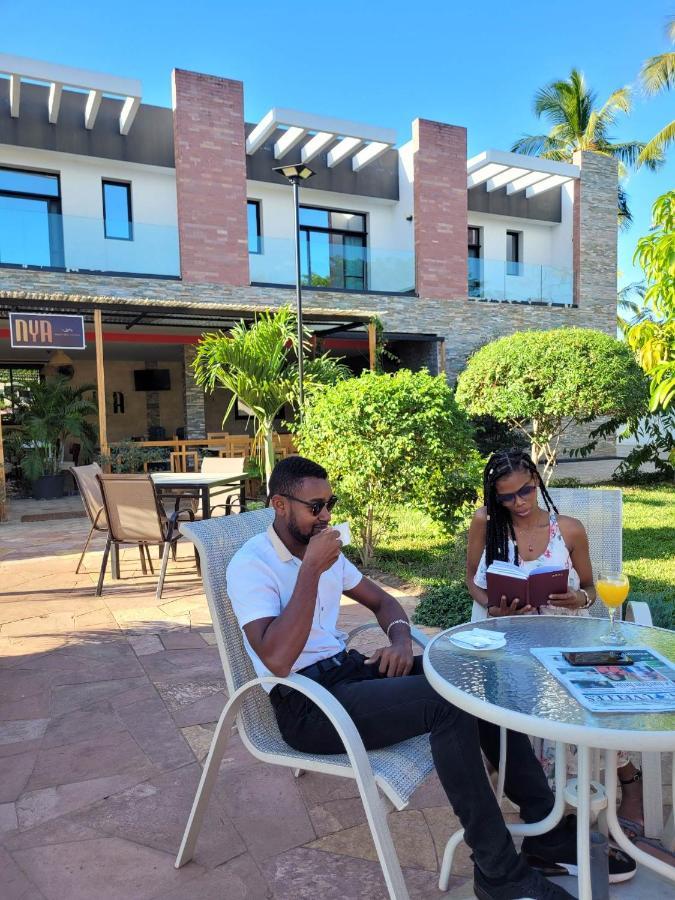 Majesty Palm Resort Mahajanga Kültér fotó